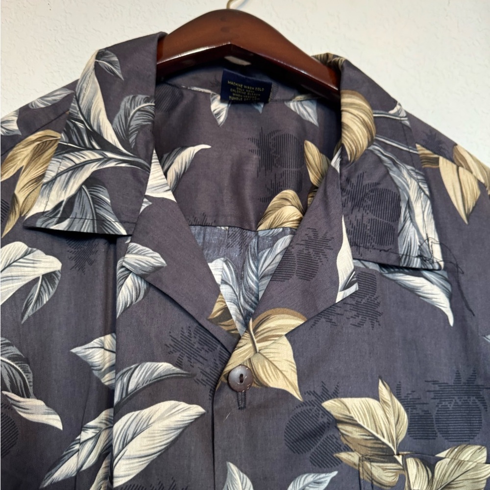 Men's Tropical Leaf Print Shirt - Black and Tan - Picture 2 of 4
